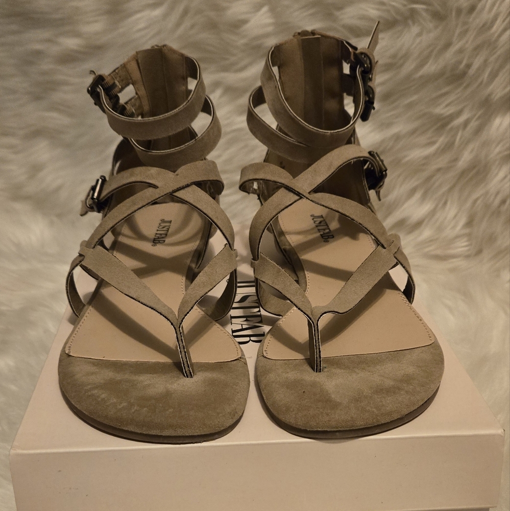 Low Heel Sandal